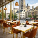 Horeca-Statafel-Met--gouden-Onderstel-FAUX-MARMER-WIT-70×70-Hoogte-111-cm