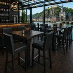 Horeca-Houten-Barstoel-JARNO-zwart-Kunstleer