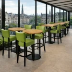 Horeca-Houten-Barstoel-TARA-groen-Kunstleer