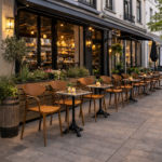 Terrasstoel-LUGANO-Armleuning-Stapelbaar-bruin-Kunststof (2)