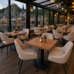 Horeca-Armstoel-FLORE-naturel-boucle-model-1