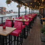 Horeca-Houten-Barstoel-DEX-Bordeaux-Kunstleer