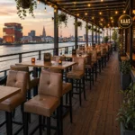 Horeca-Houten-Barstoel-DEX-taupe-Kunstleer
